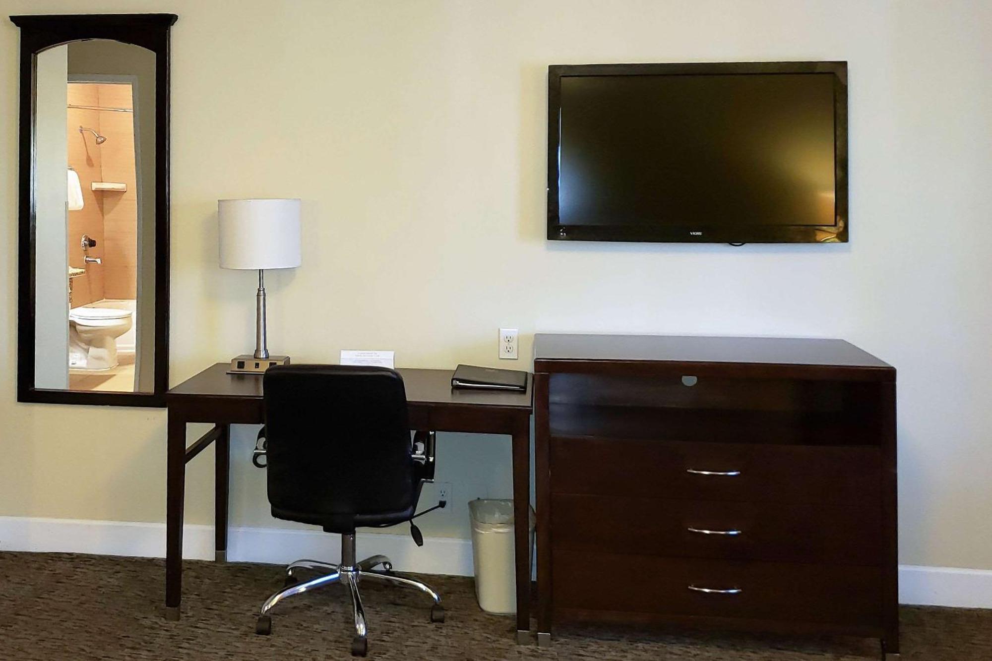 Quality Inn Ontario Airport Convention Center Exterior foto